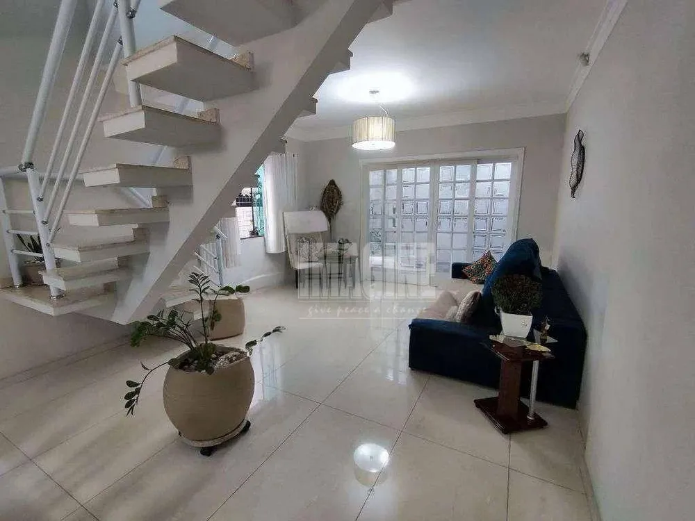 Casa, 4 quartos, 200 m² - Foto 4