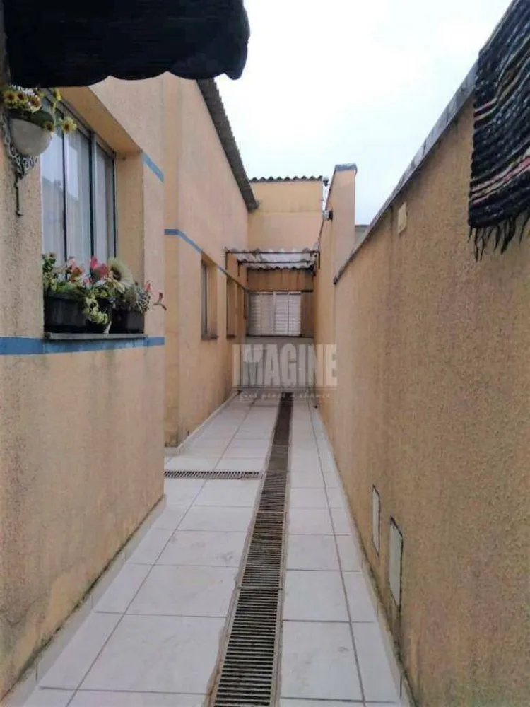 Casa, 1 quarto, 35 m² - Foto 1