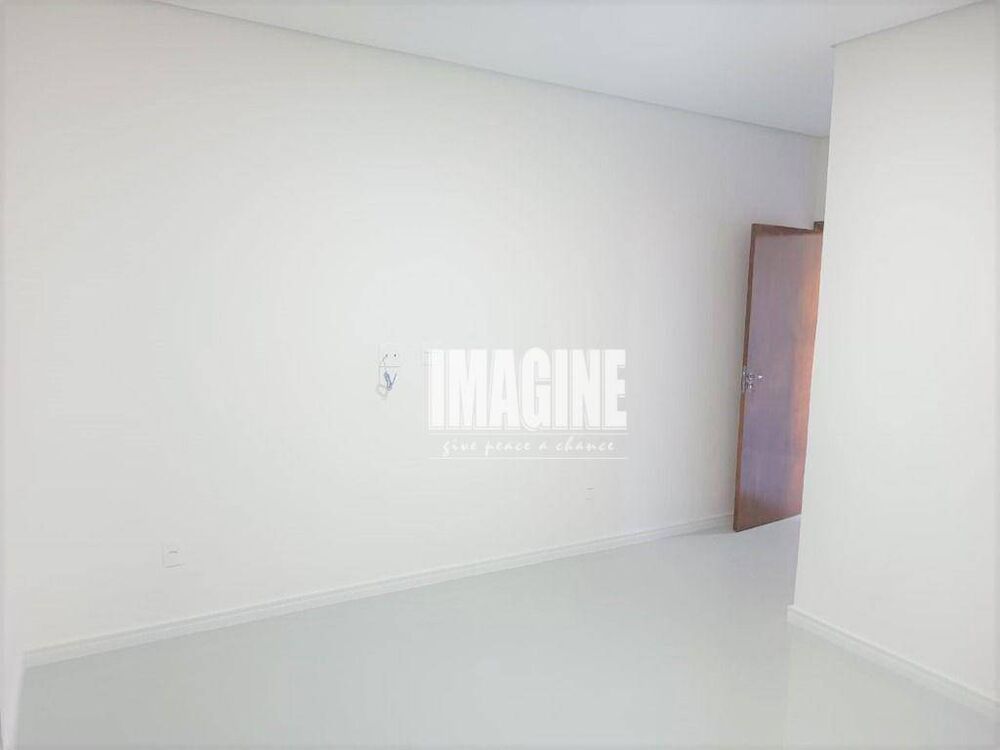 Sobrado, 3 quartos, 233 m² - Foto 4