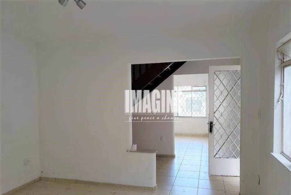 Sobrado, 3 quartos, 196 m² - Foto 2