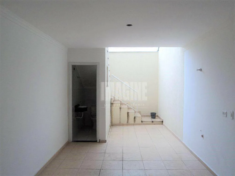 Sobrado, 3 quartos, 210 m² - Foto 1