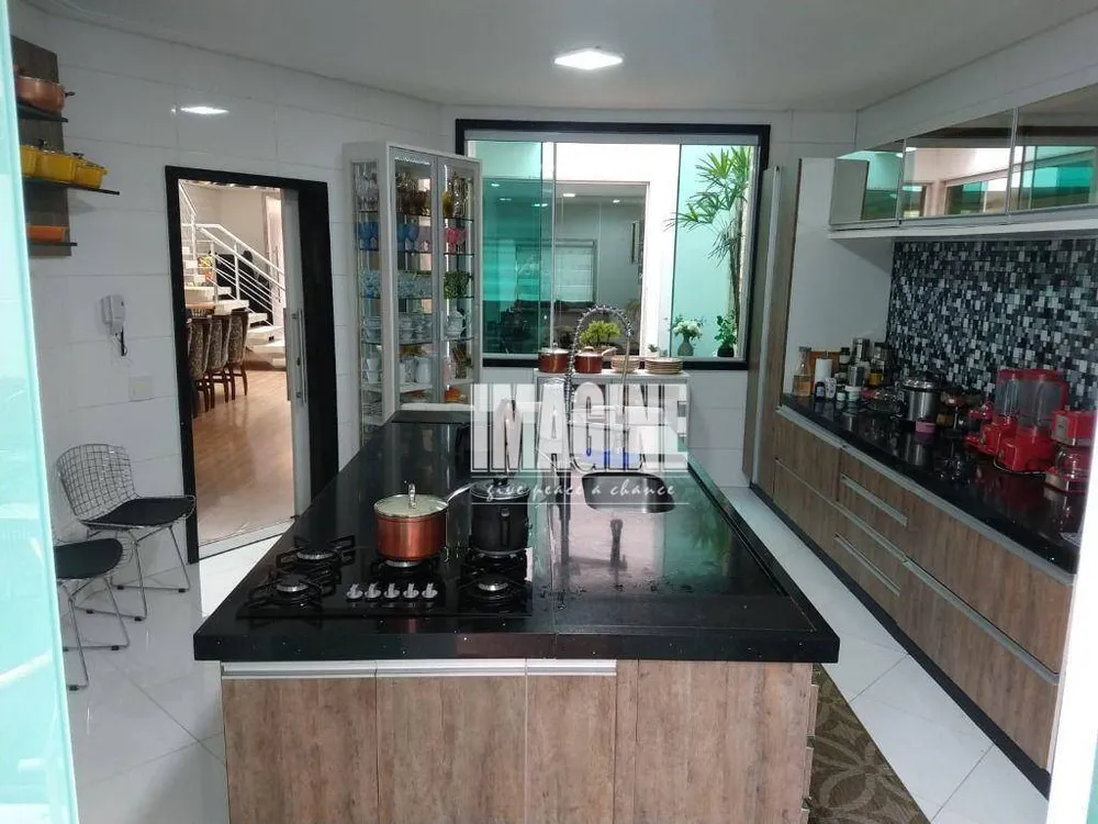 Sobrado, 3 quartos, 350 m² - Foto 4