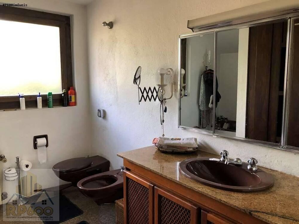 Casa de Condomínio para alugar com 3 quartos, 2385m² - Foto 2
