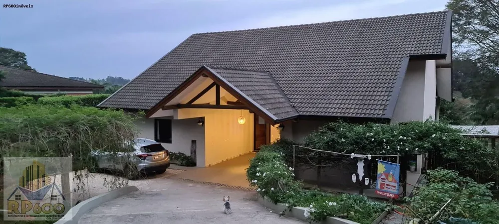 Casa, 3 quartos, 900 m² - Foto 1