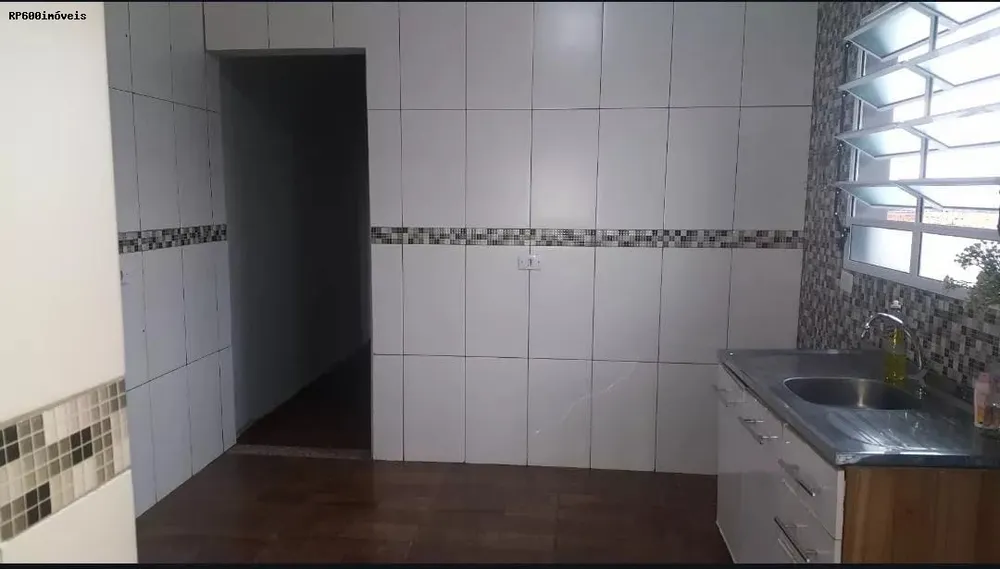 Casa, 4 quartos, 135 m² - Foto 1