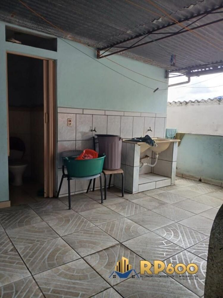 Sobrado à venda com 3 quartos, 218m² - Foto 11