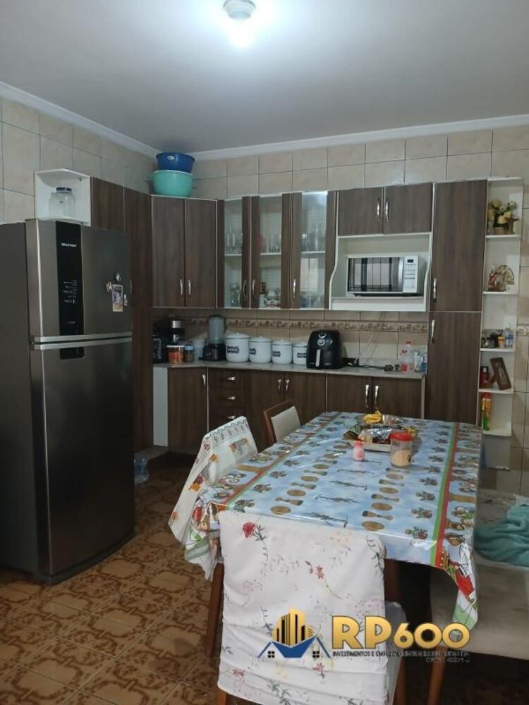 Sobrado à venda com 3 quartos, 218m² - Foto 5