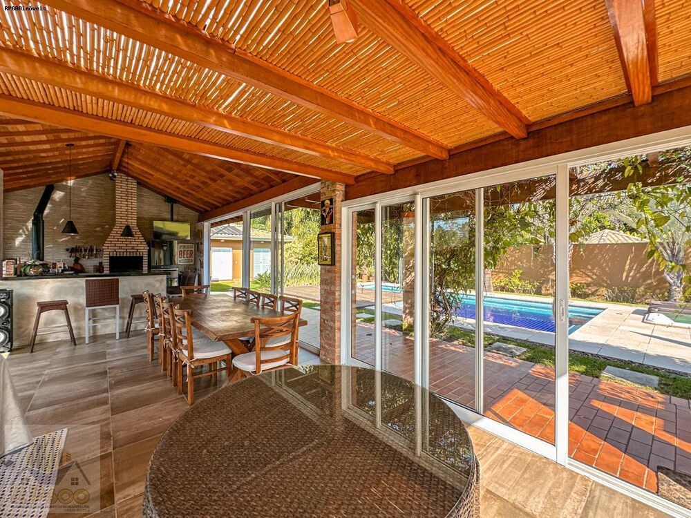 Casa de Condomínio à venda com 4 quartos, 1360m² - Foto 11