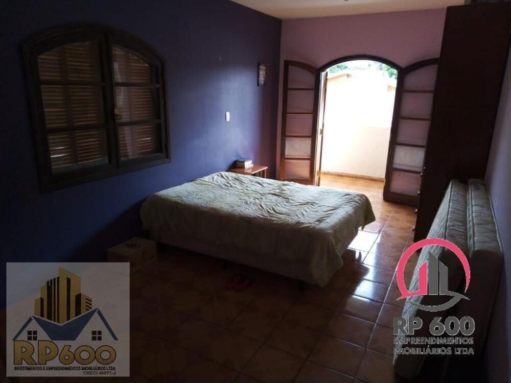 Casa de Condomínio à venda com 6 quartos, 240m² - Foto 7