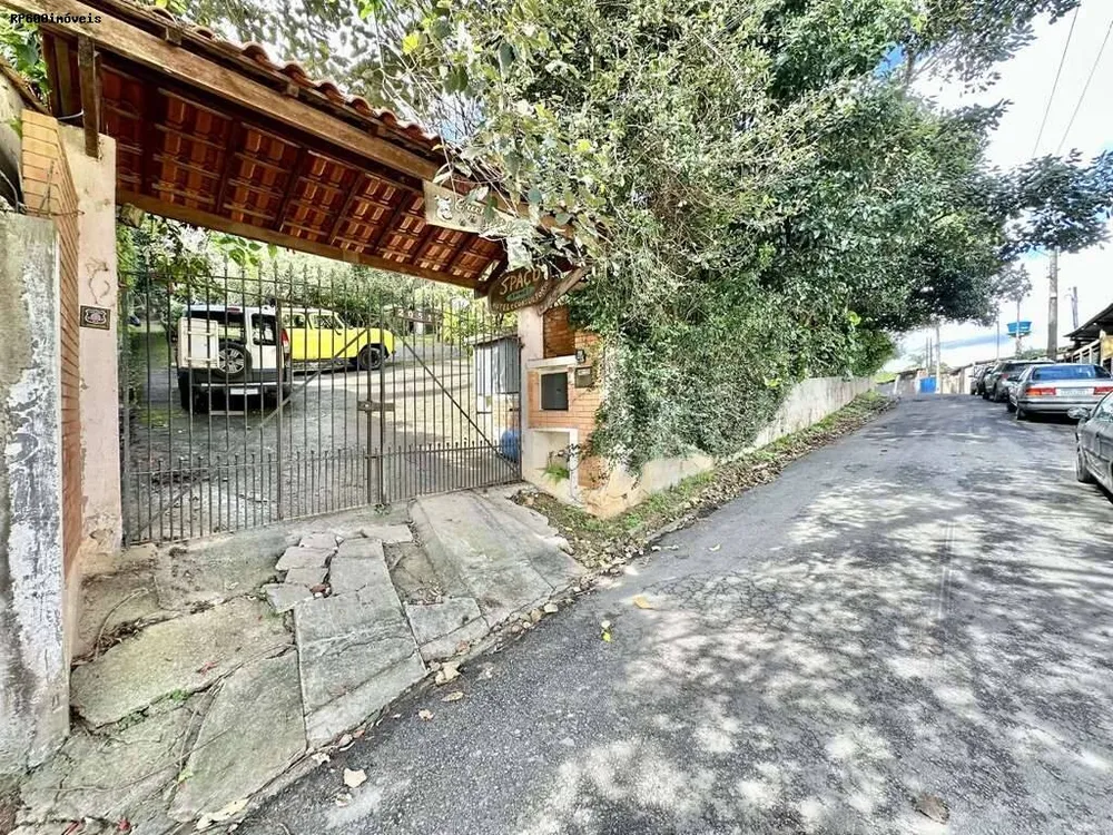 Chácara, 3 quartos, 4700 m² - Foto 1