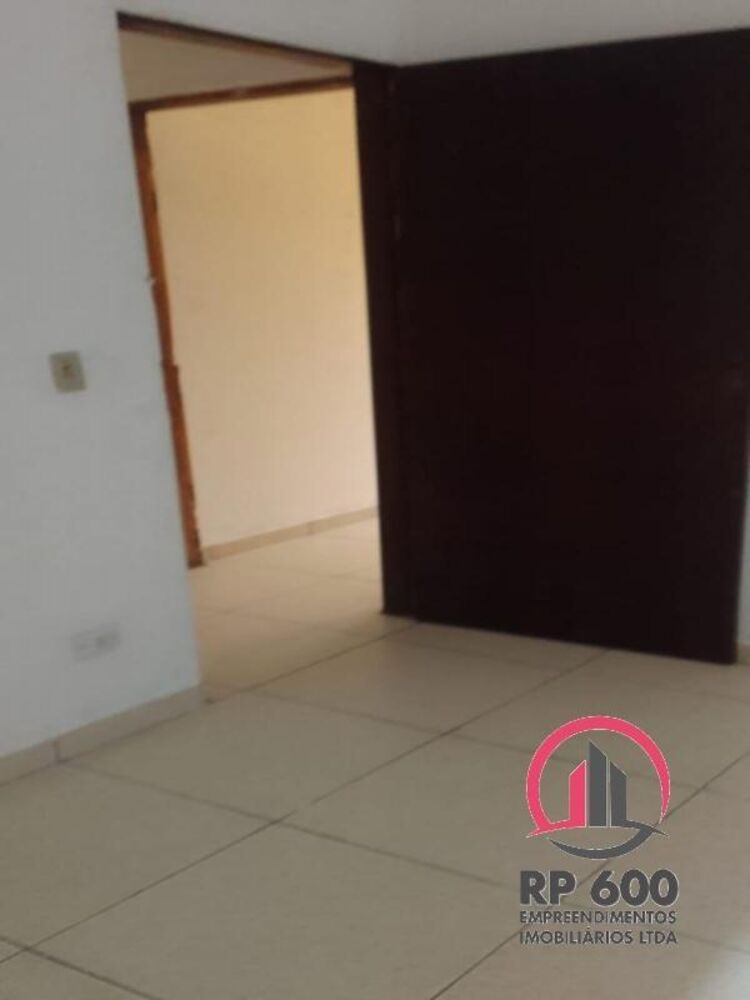 Sobrado à venda com 2 quartos, 138m² - Foto 4