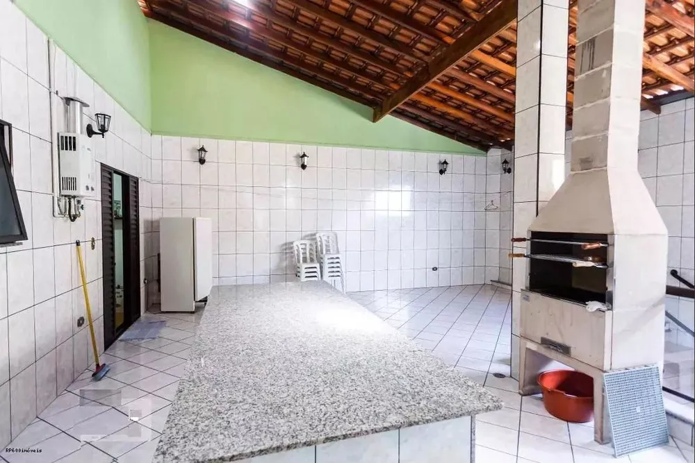 Casa, 5 quartos, 125 m² - Foto 2