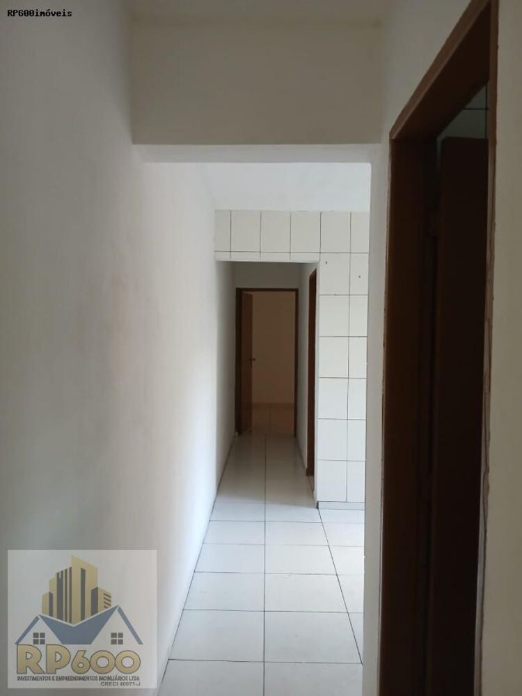 Casa para alugar com 2 quartos, 40m² - Foto 8