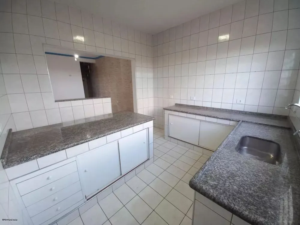 Casa, 4 quartos, 214 m² - Foto 3