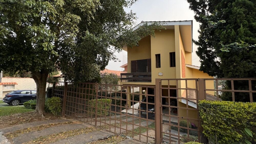 Sobrado à venda com 3 quartos, 350m² - Foto 1