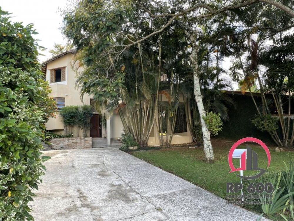 Sobrado à venda com 3 quartos, 350m² - Foto 11