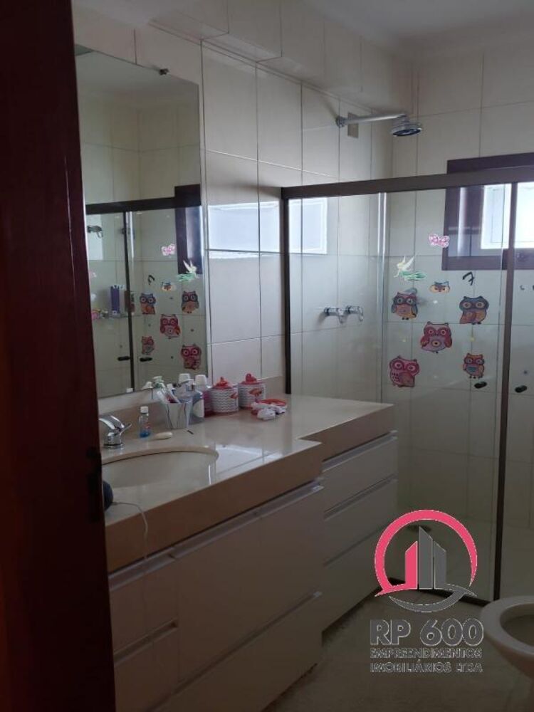 Casa de Condomínio à venda com 4 quartos, 450m² - Foto 6