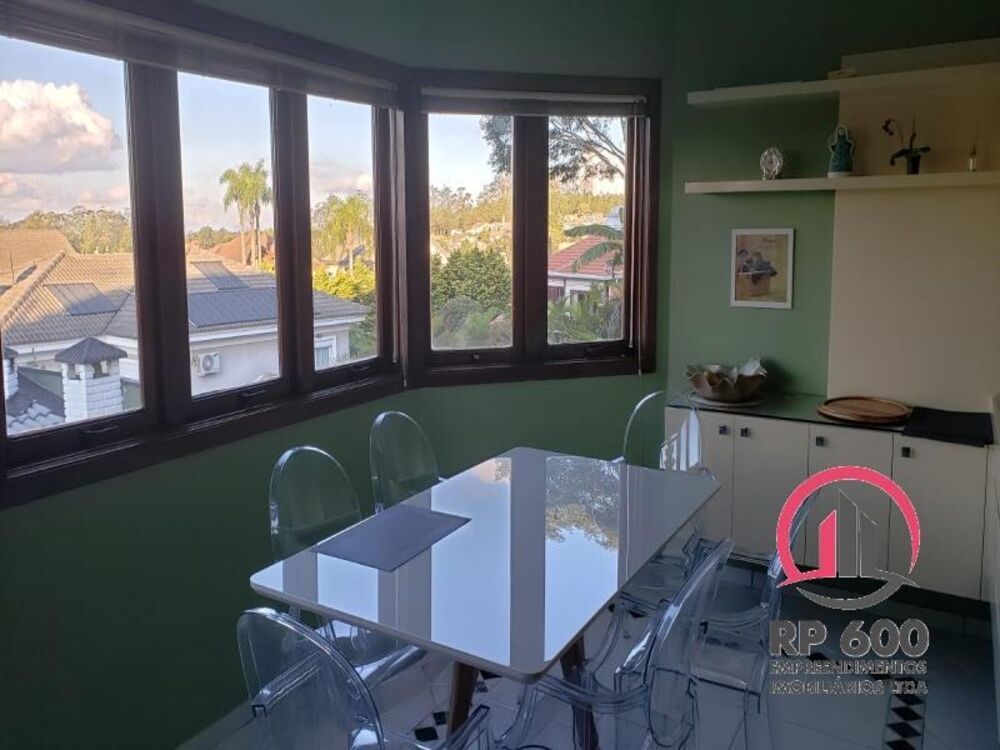Casa de Condomínio à venda com 4 quartos, 450m² - Foto 2
