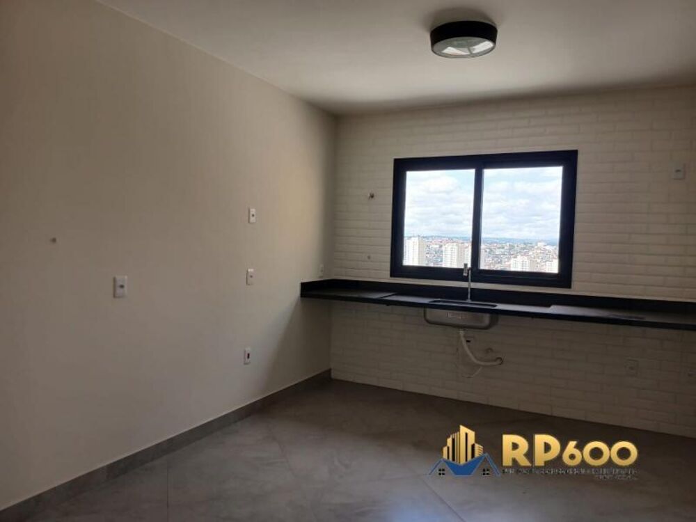 Sobrado, 3 quartos, 270 m² - Foto 2