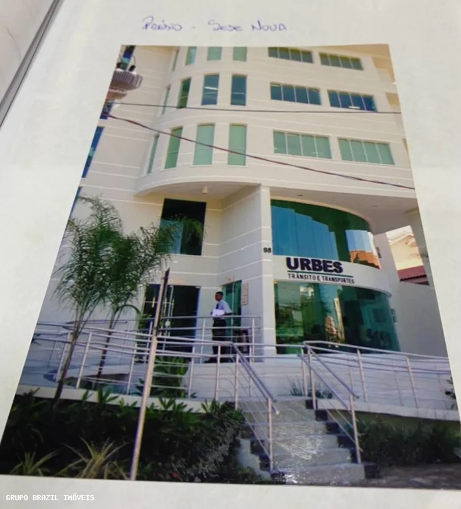 Prédio Inteiro - Foto 1