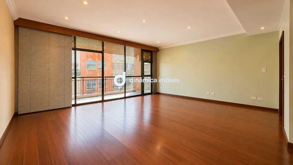 Apartamento, 4 quartos, 246 m² - Foto 4