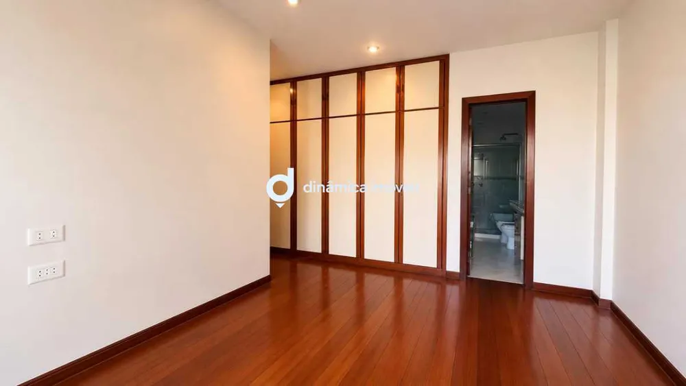 Apartamento, 4 quartos, 246 m² - Foto 8