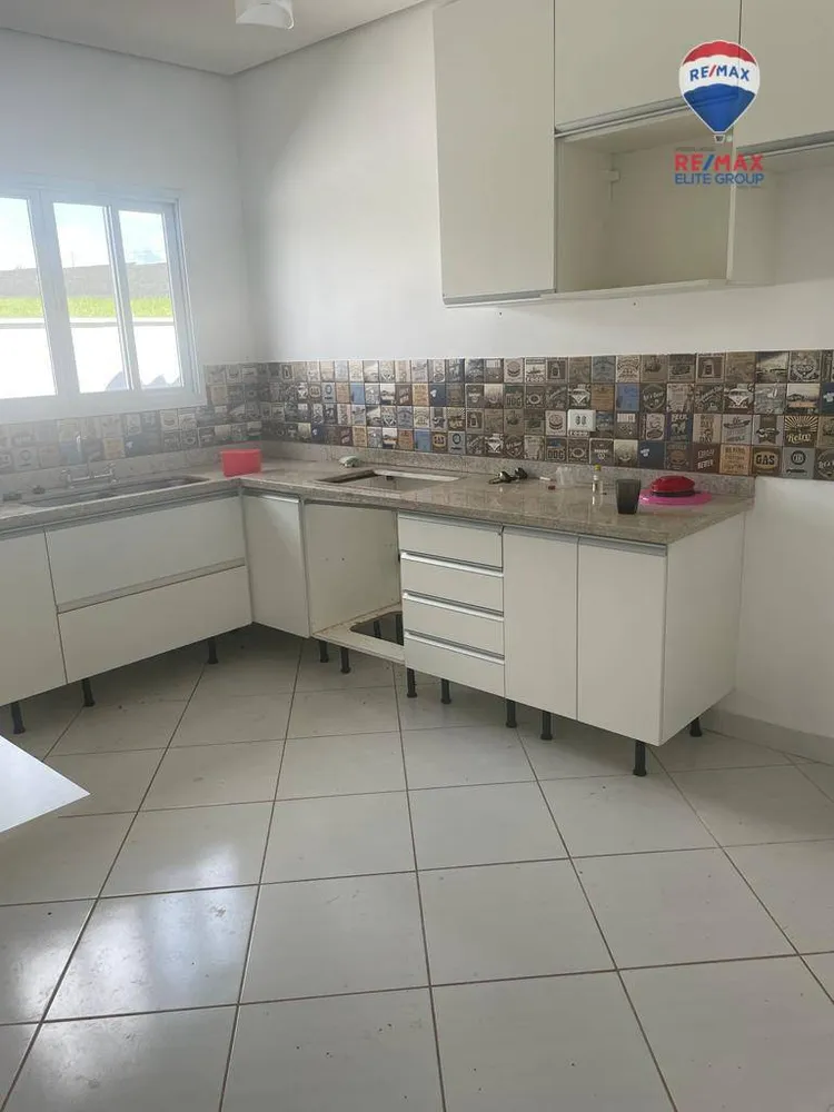 Casa, 3 quartos, 305 m² - Foto 3