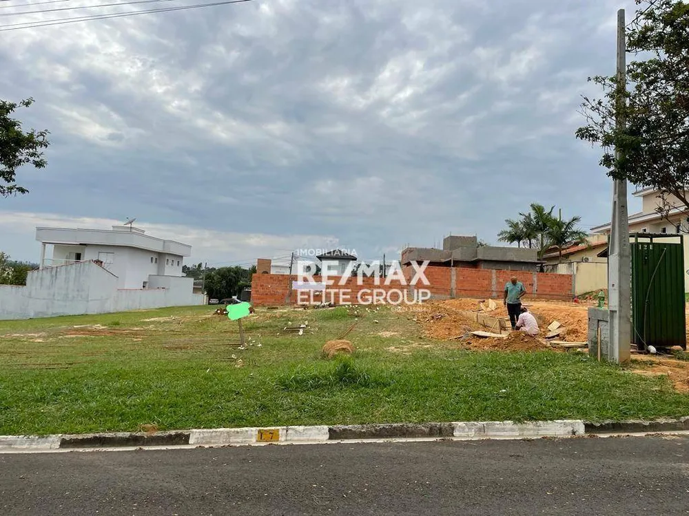 Loteamento e Condomínio, 360 m² - Foto 1