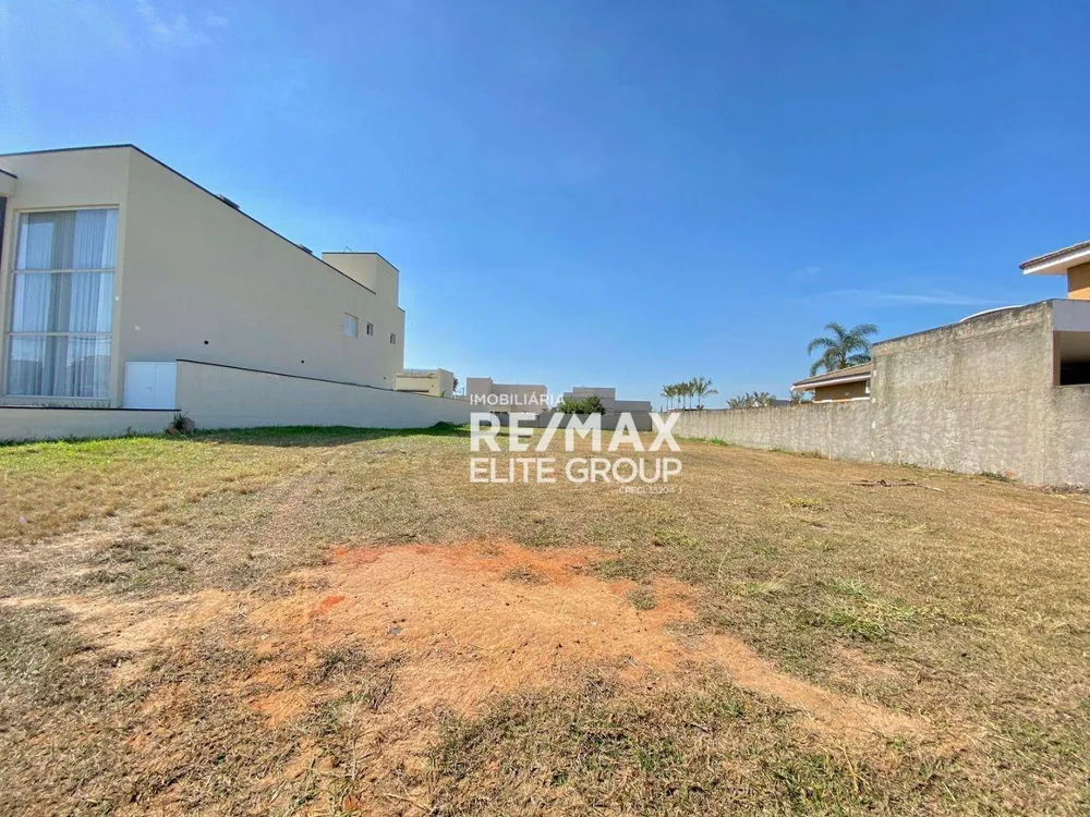 Loteamento e Condomínio, 1197 m² - Foto 1