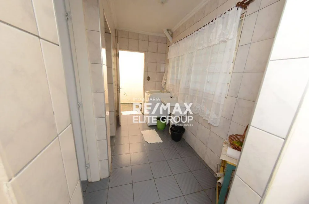 Casa, 3 quartos, 271 m² - Foto 4