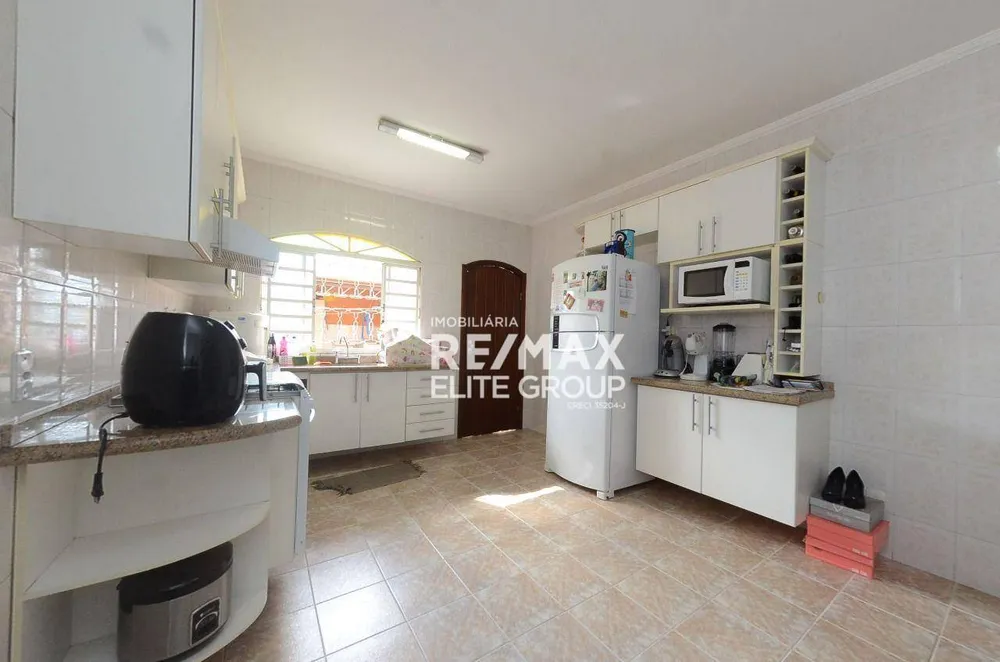 Casa, 3 quartos, 138 m² - Foto 1