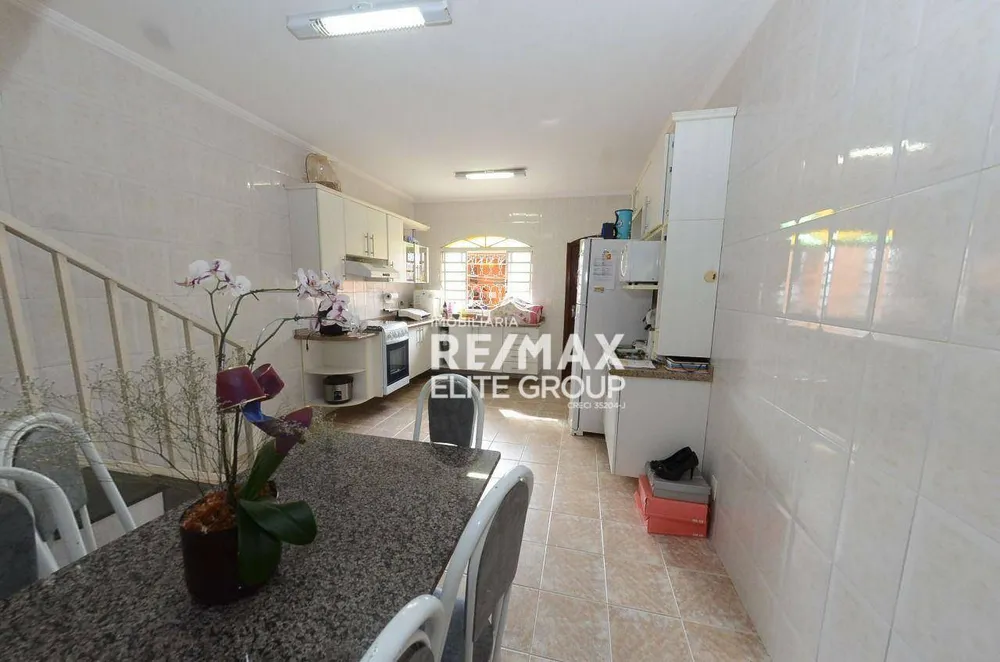 Casa, 3 quartos, 138 m² - Foto 3