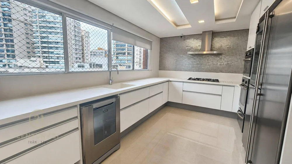 Apartamento, 3 quartos, 247 m² - Foto 5