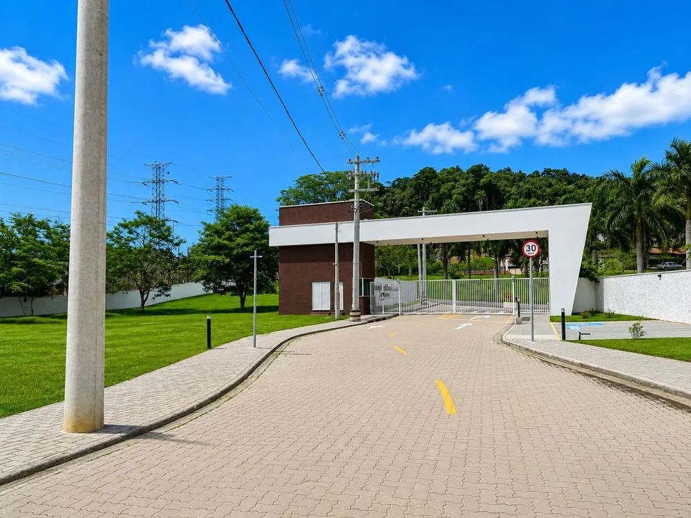 Loteamento e Condomínio, 665 m² - Foto 1