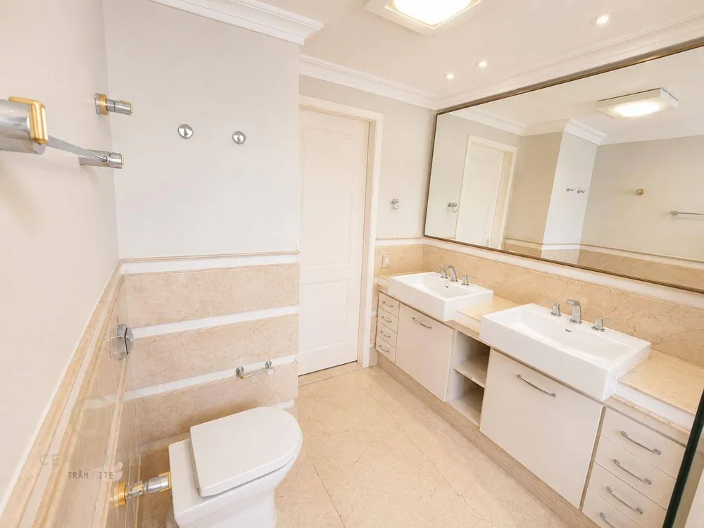 Apartamento, 3 quartos, 301 m² - Foto 1