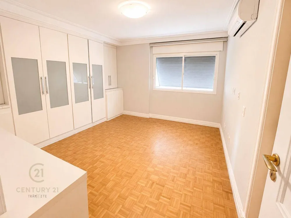 Apartamento, 3 quartos, 301 m² - Foto 3