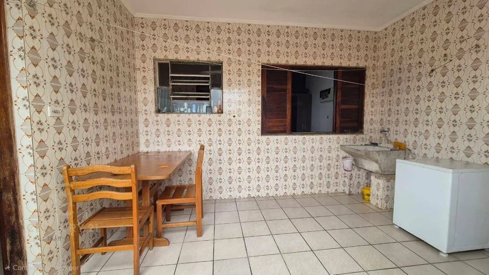 Casa, 3 quartos, 189 m² - Foto 1