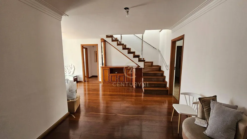 Cobertura, 3 quartos, 236 m² - Foto 1