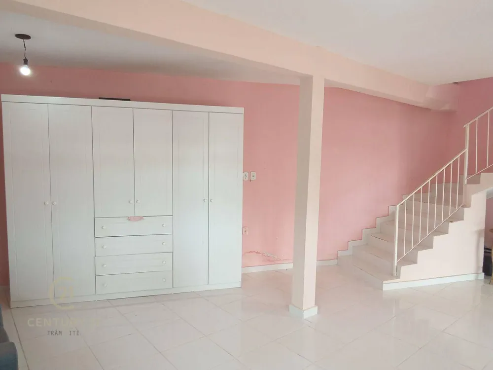 Casa, 2 quartos, 215 m² - Foto 9