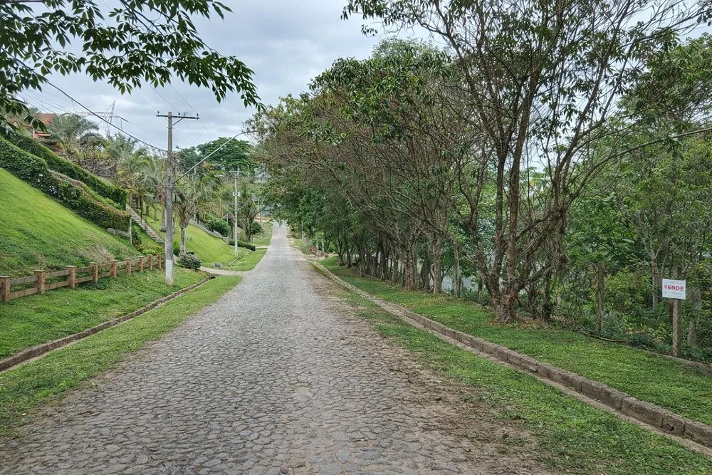 Loteamento e Condomínio, 1000 m² - Foto 1