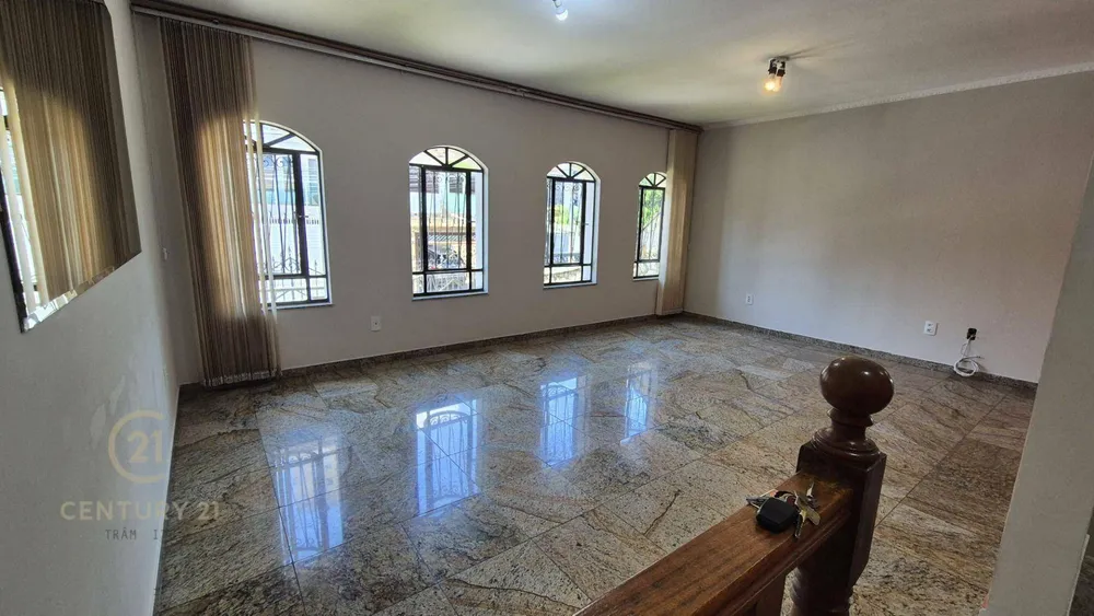 Casa, 4 quartos, 230 m² - Foto 4