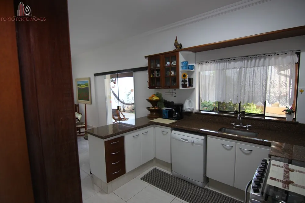 Casa, 4 quartos, 310 m² - Foto 4