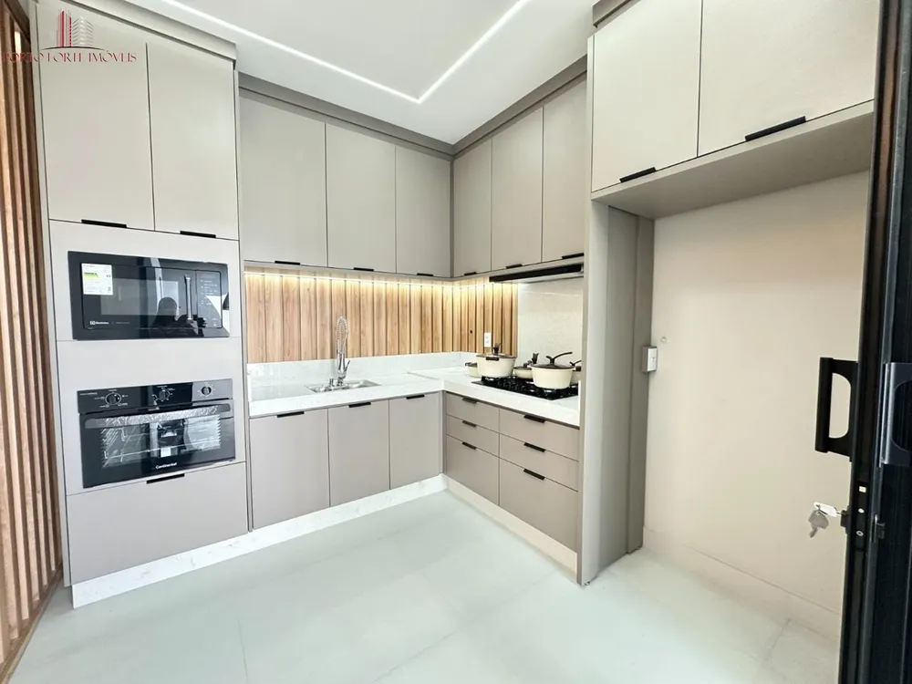 Casa, 3 quartos, 200 m² - Foto 8