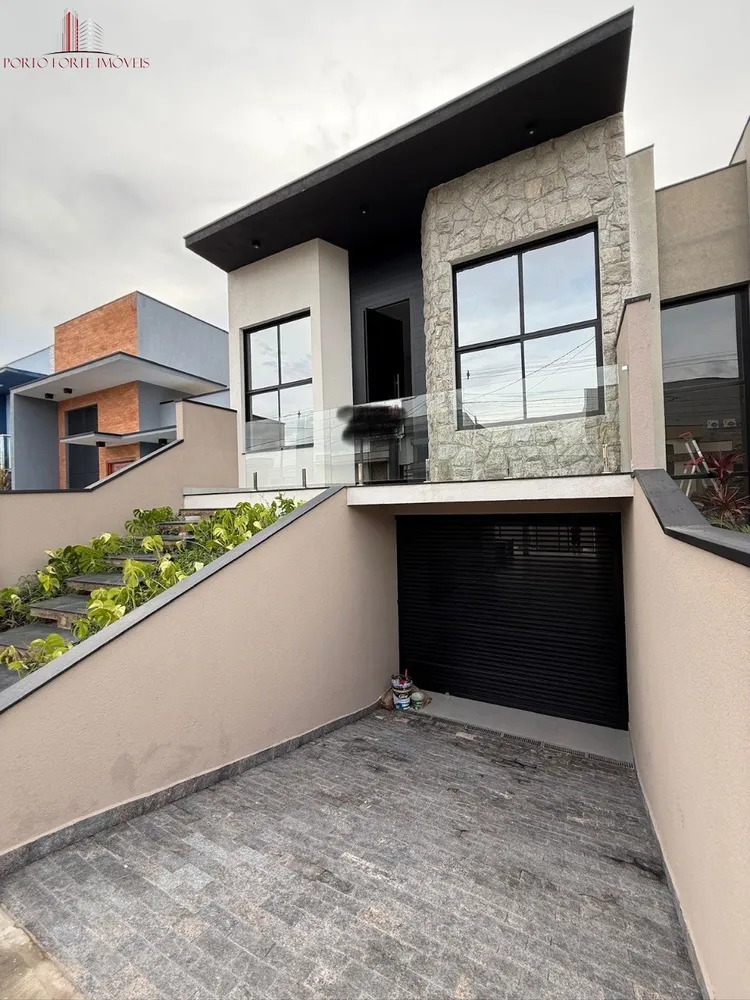 Casa, 2 quartos, 258 m² - Foto 1