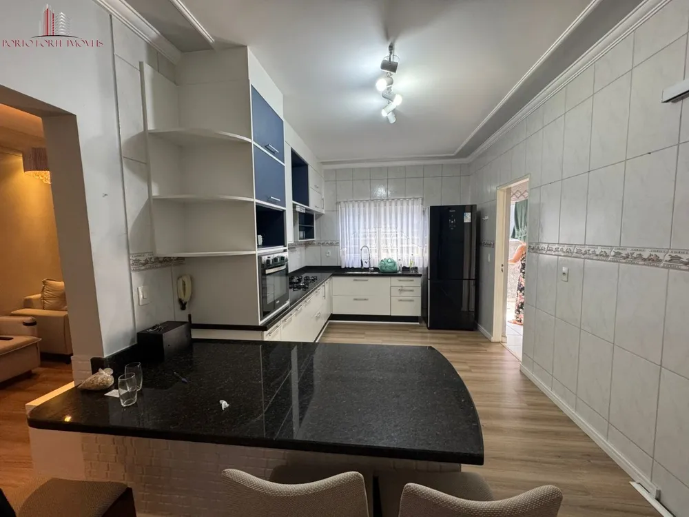 Casa, 3 quartos, 181 m² - Foto 4