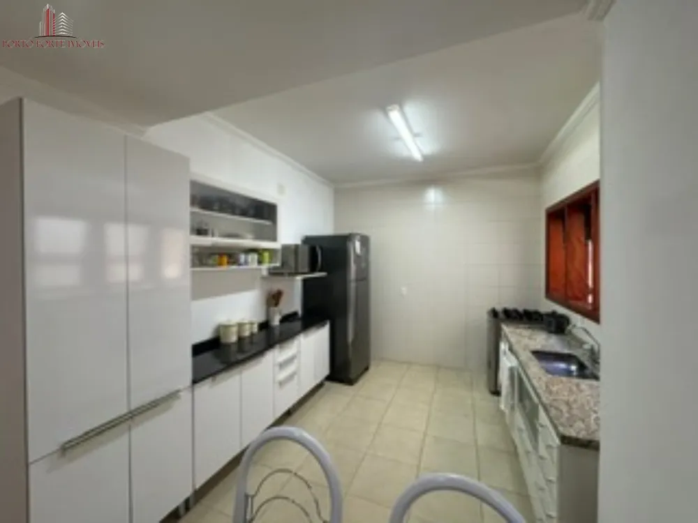 Casa, 3 quartos, 250 m² - Foto 13