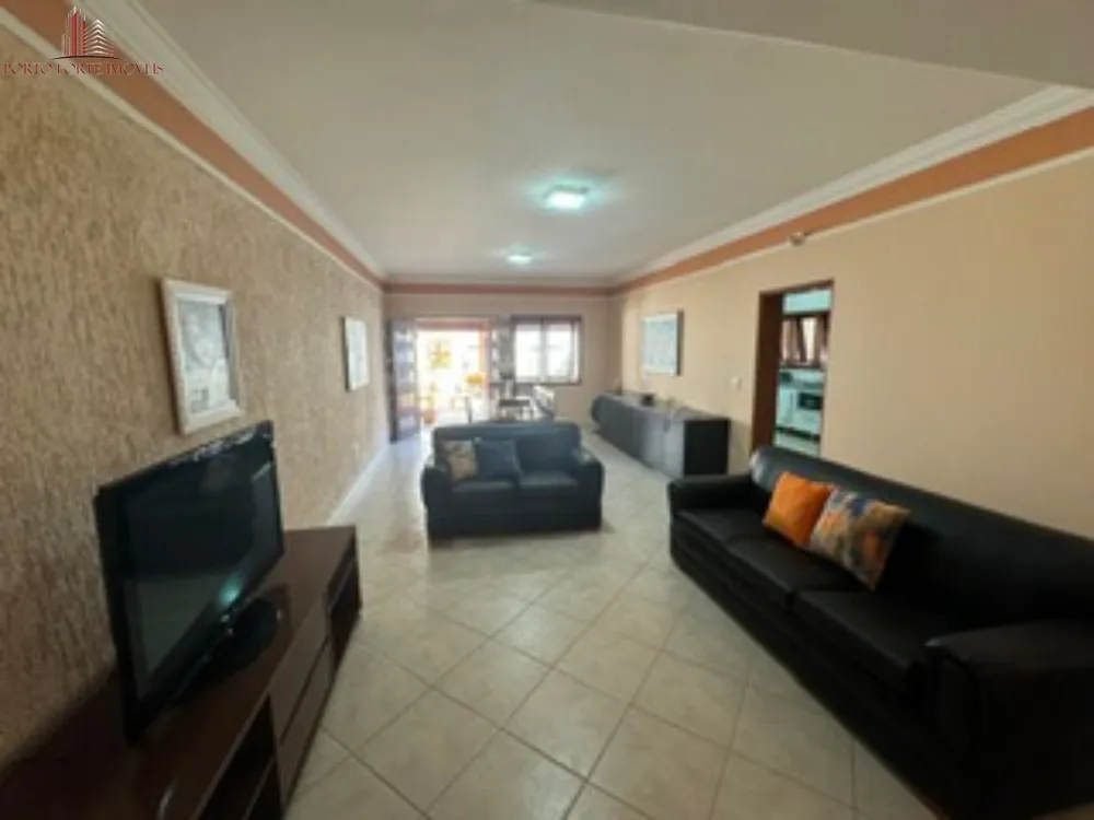 Casa, 3 quartos, 250 m² - Foto 11