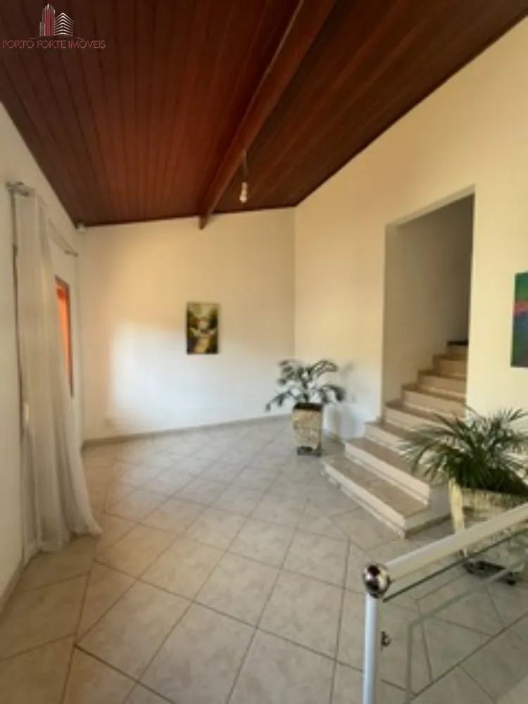 Casa, 3 quartos, 250 m² - Foto 2