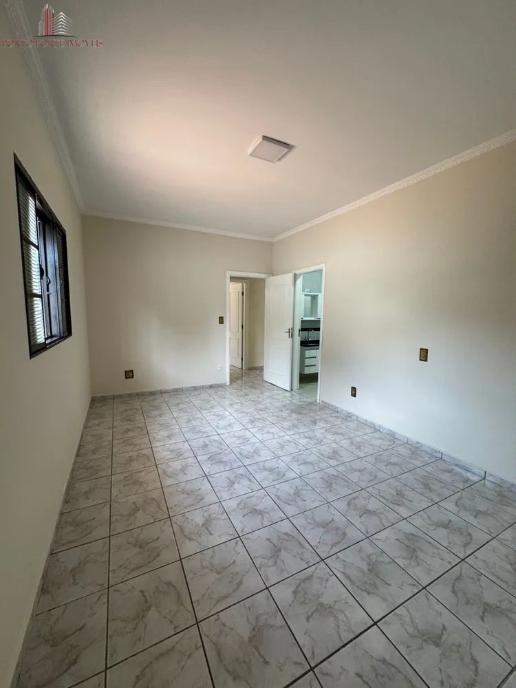 Casa, 3 quartos, 282 m² - Foto 17
