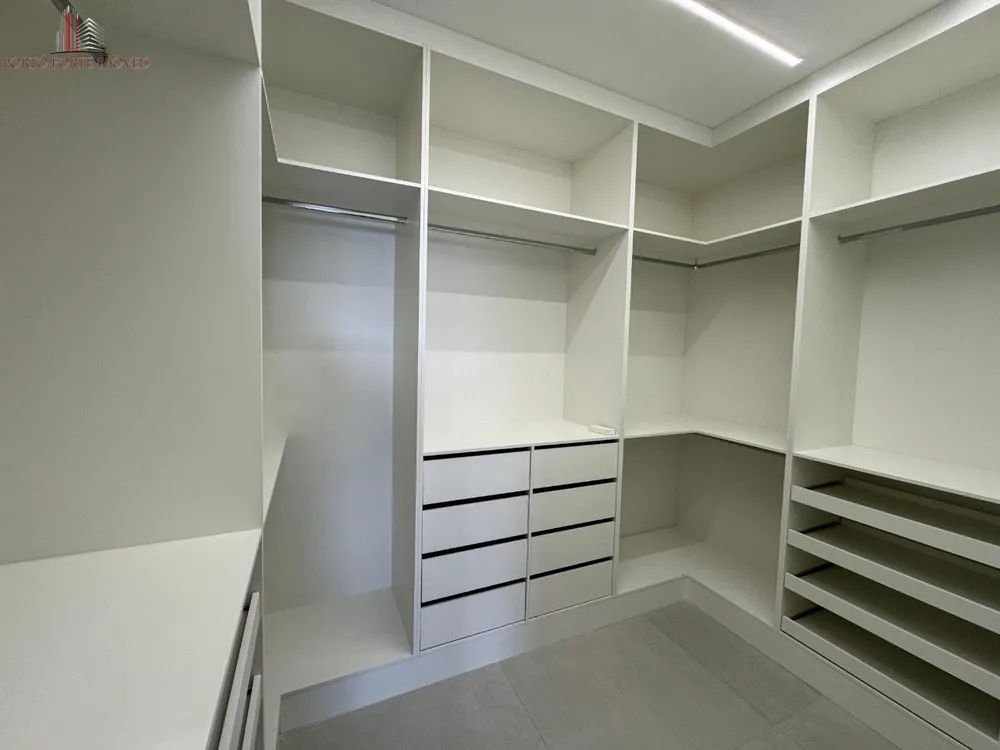 Casa, 3 quartos, 263 m² - Foto 8